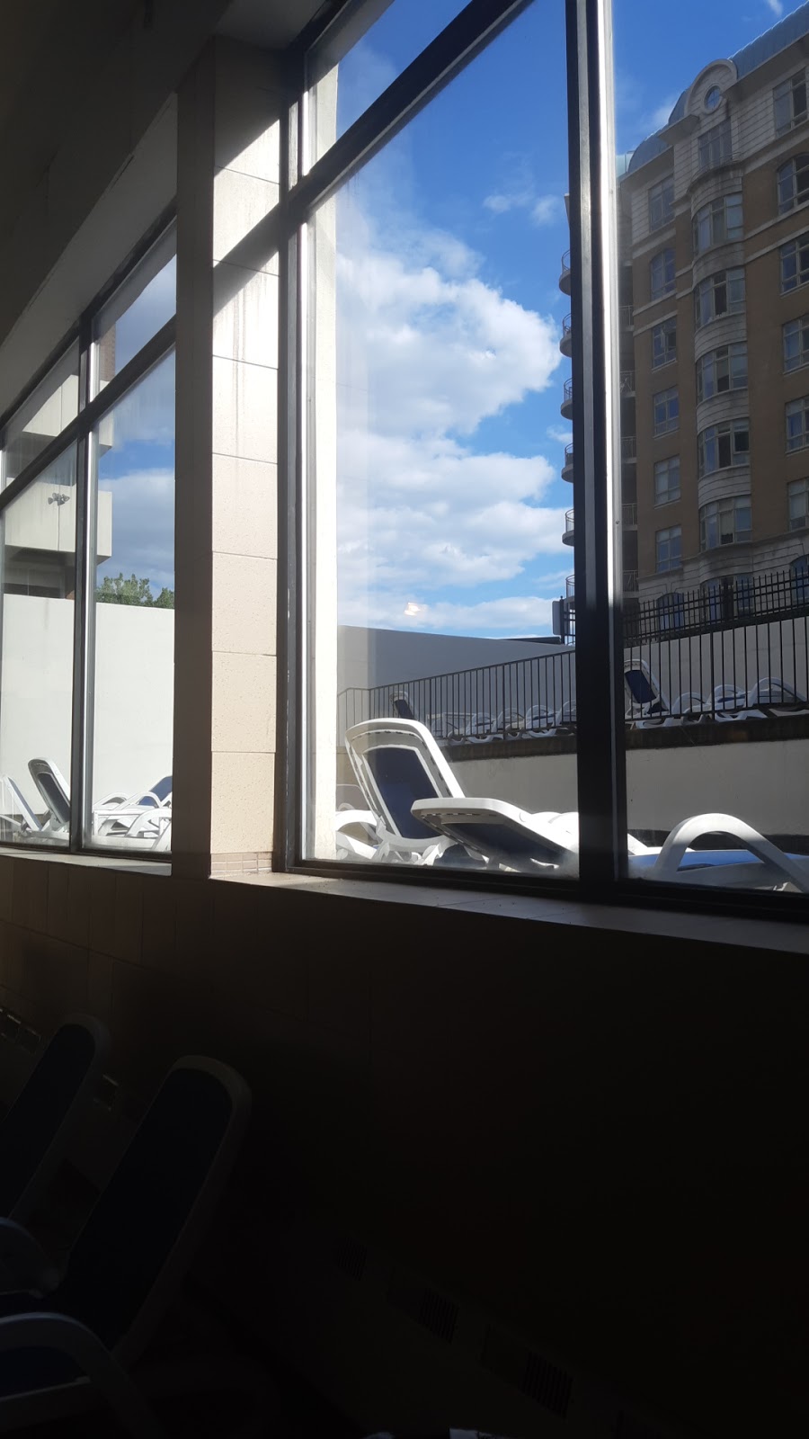 Presidential Towers Montreal | 5720 Boul Cavendish, Côte Saint-Luc, QC H4W 1S9, Canada | Phone: (514) 489-7535