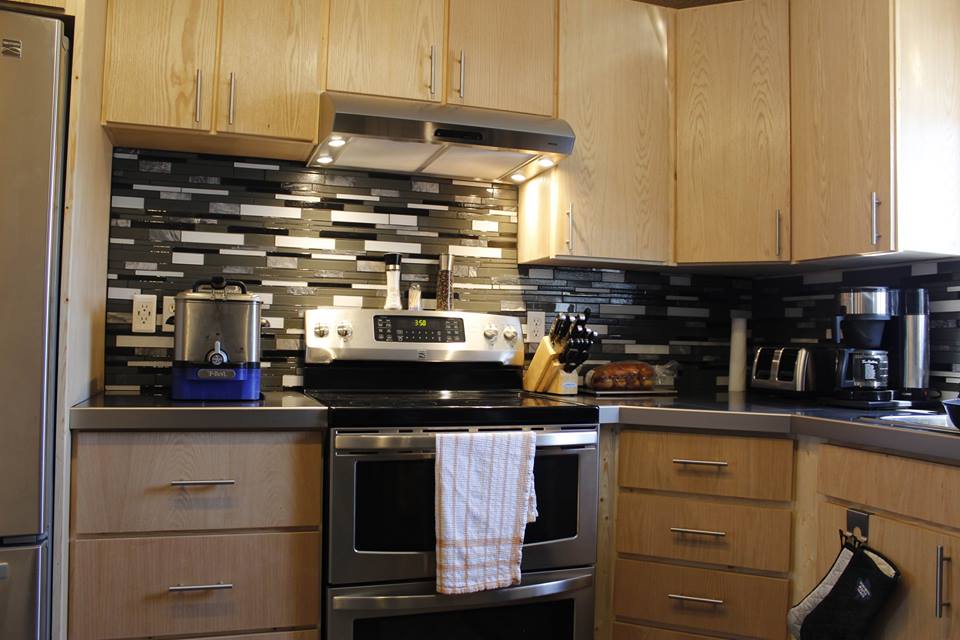 The Home Depot | 10-101 Southbank Blvd, Okotoks, AB T1S 0G1, Canada | Phone: (403) 995-4710
