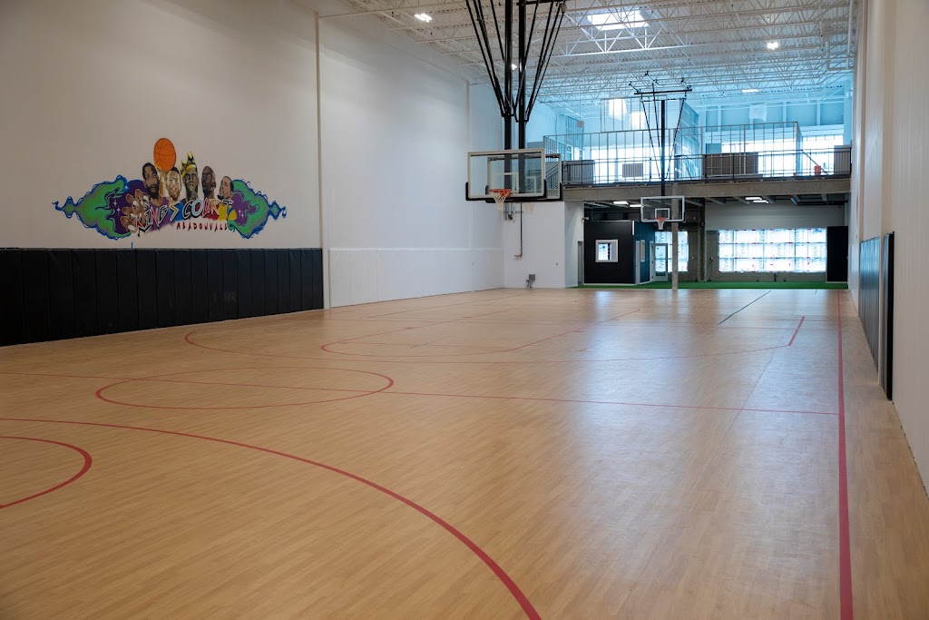 Kings Court Meadowvale (Mississauga) | 2340 Meadowvale Blvd #14, Mississauga, ON L5N 5P9, Canada | Phone: (416) 930-6642