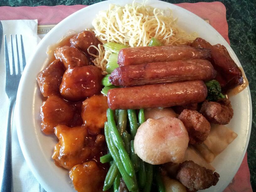 Canton Food Gallery | 1111 Logan Ave, Winnipeg, MB R3E 1P9, Canada | Phone: (204) 786-8860