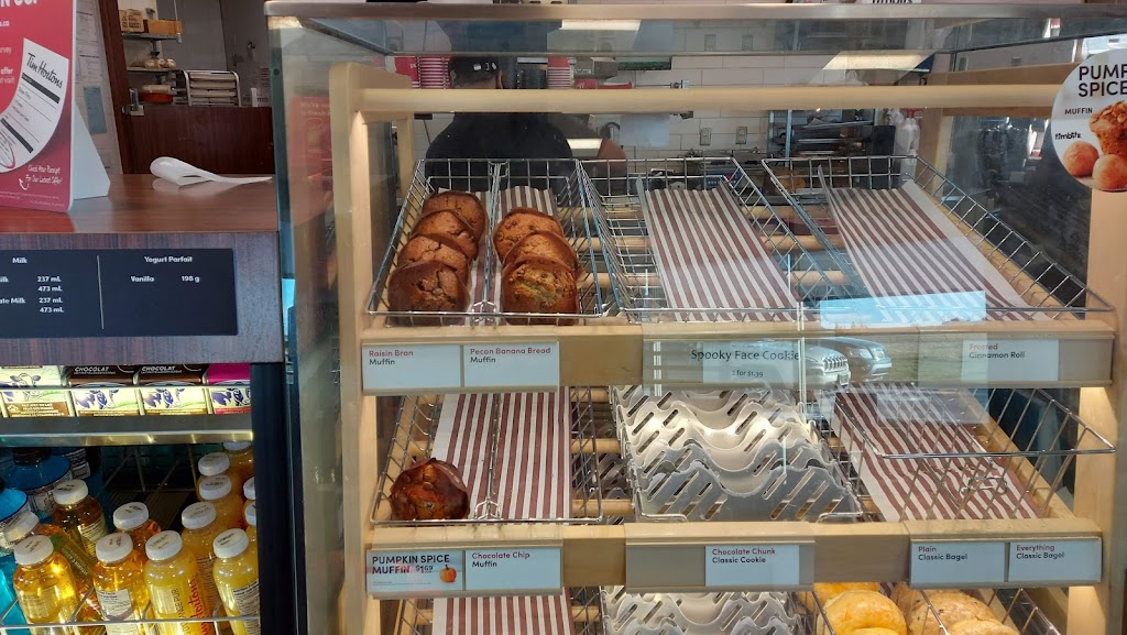 Tim Hortons | 898 Heritage Blvd W, Lethbridge, AB T1K 7V5, Canada | Phone: (403) 320-0486