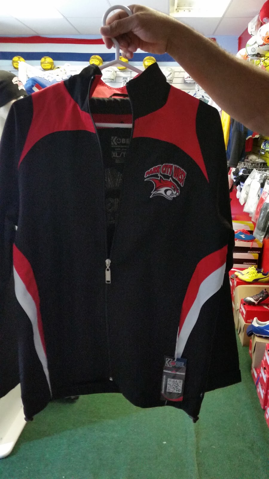 Soccerland | 453 Regent Ave W # 3, Winnipeg, MB R2C 1R7, Canada | Phone: (204) 224-8987
