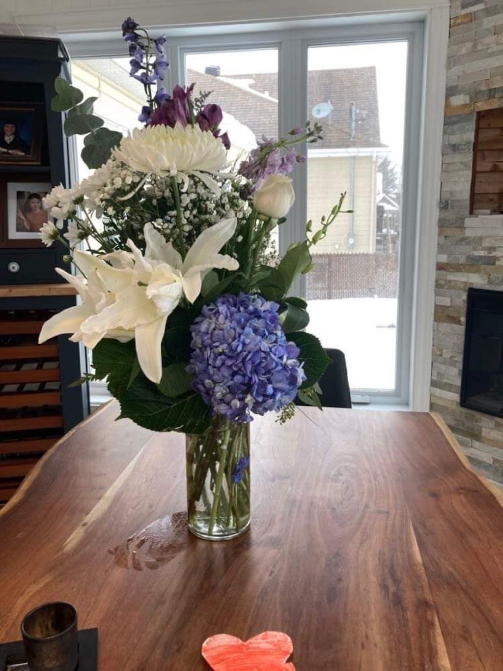 Fleuriste Des Seigneurs | 1190 Bd des Seigneurs, Terrebonne, QC J6W 3W4, Canada | Phone: (450) 471-0193