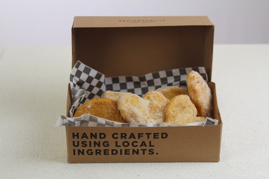 The Fritter Shop St. Thomas | 779 Talbot St, St Thomas, ON N5P 1E3, Canada | Phone: (519) 631-2830
