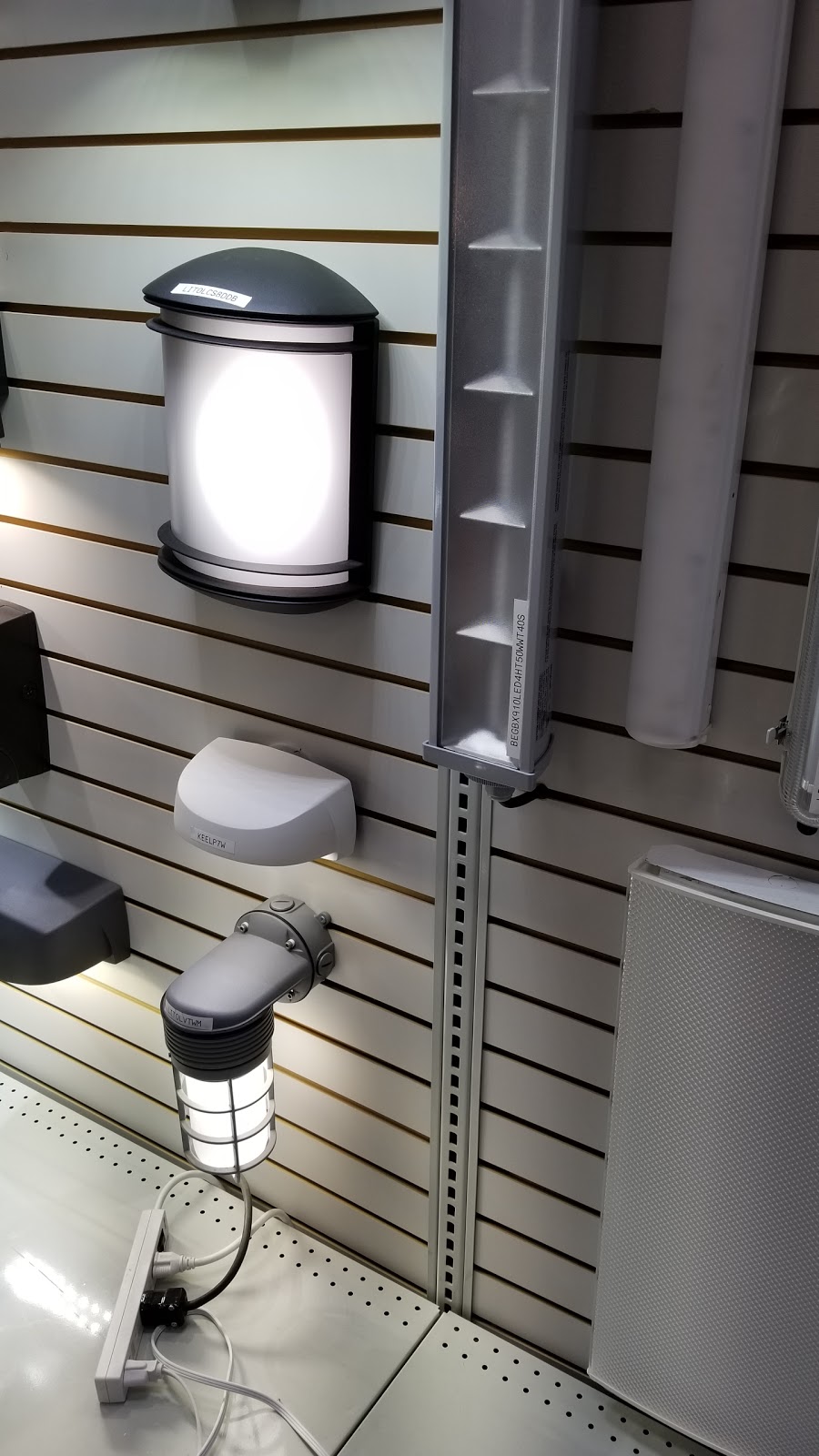 Lumen | 4950 Rue Louis-B.-Mayer, Laval, QC H7P 0H7, Canada | Phone: (450) 688-9249