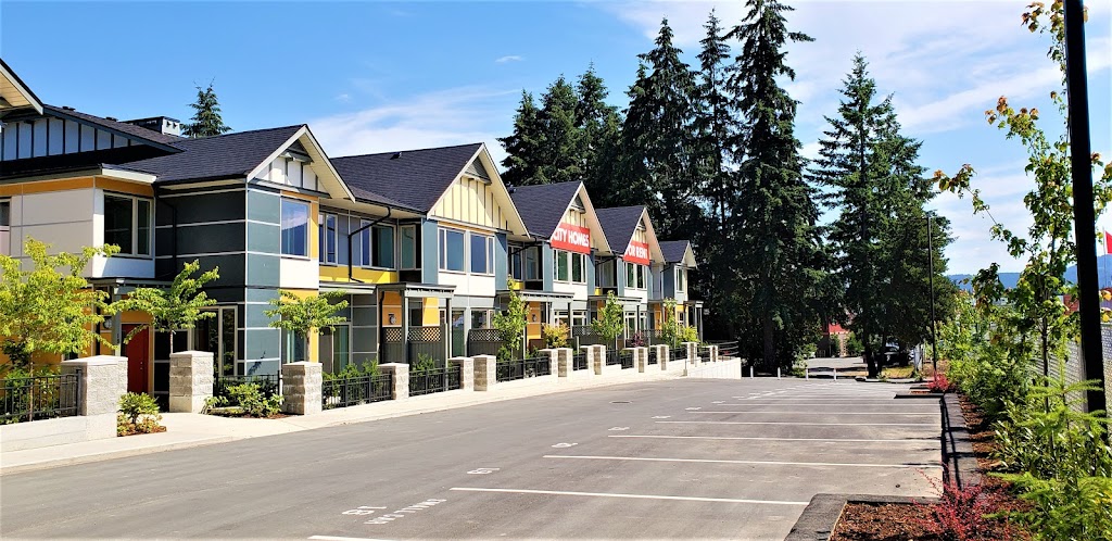 Magnolia Townhomes | 3690 Country Club Dr, Nanaimo, BC V9T 1T8, Canada | Phone: (250) 755-1633