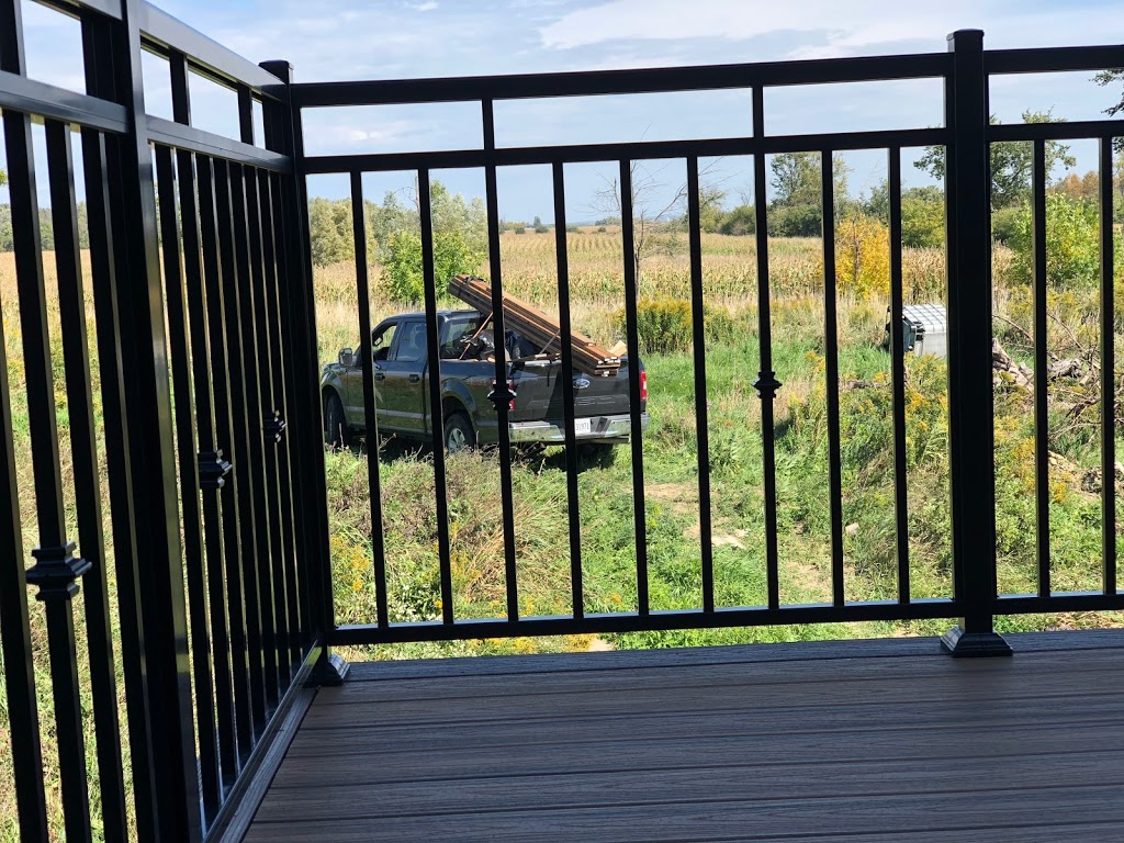 Deck Builder Vaughan | 96 Wallenberg Dr #16, Maple, ON L6A 4S5, Canada | Phone: (647) 660-3596