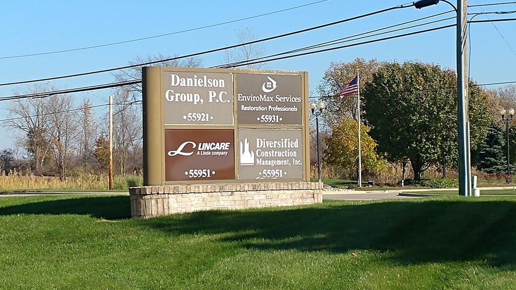 Lincare | 55941 Gratiot Ave, Chesterfield, MI 48051, USA | Phone: (586) 749-7811