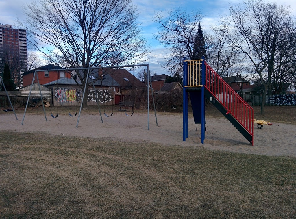 Leyton Tot Lot | 100 Prairie Dr, Scarborough, ON M1L 1L5, Canada