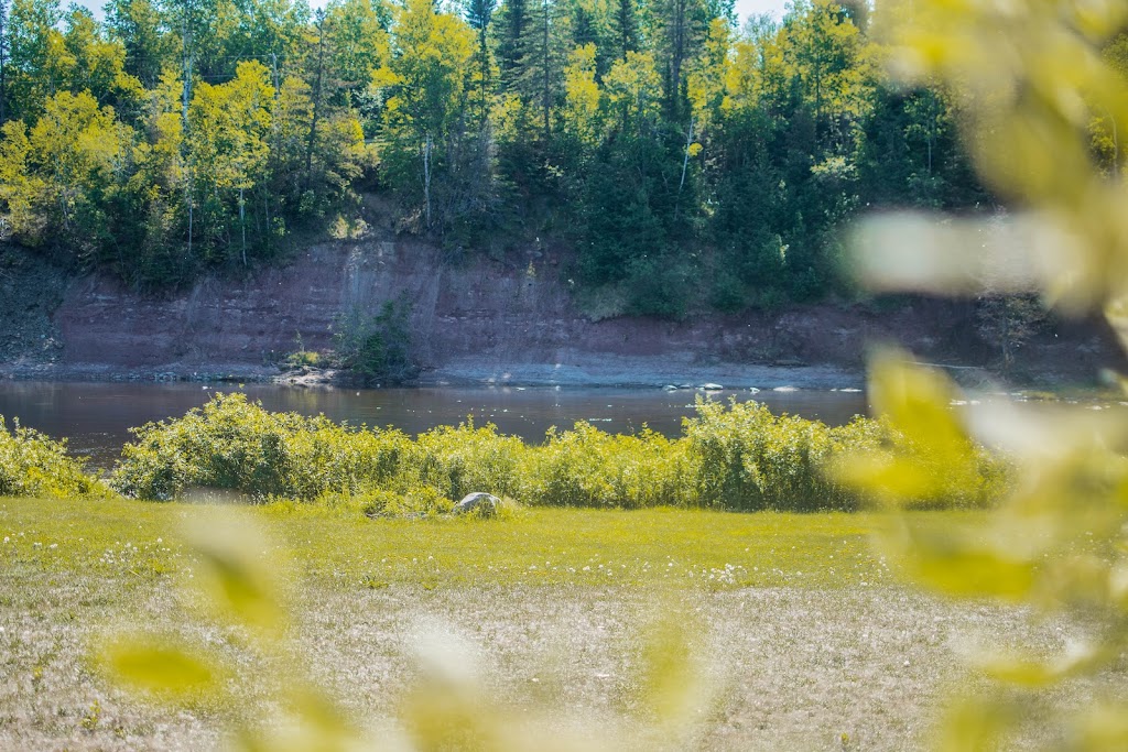 Red Rock Lodges & Campground | 1 Halcomb Rd, Lyttleton, NB E9E 1V8, Canada | Phone: (506) 836-7642