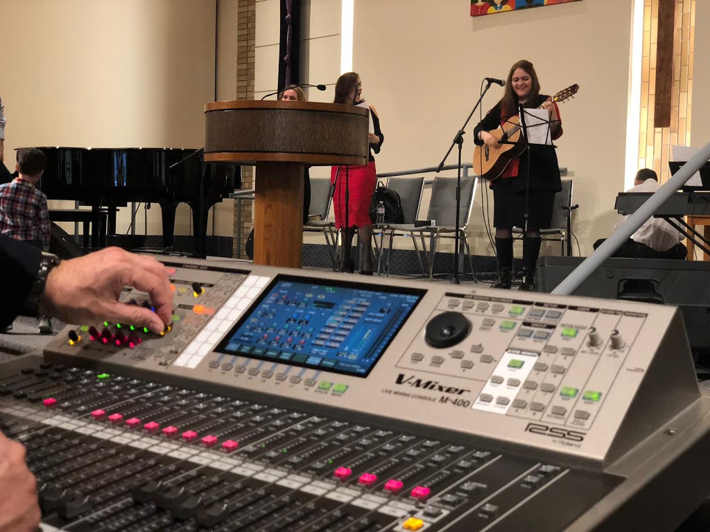 Igreja Brasileira Portuguesa Ottawa | 1475 Merivale Rd, Nepean, ON K2E 5N9, Canada | Phone: (613) 327-1280