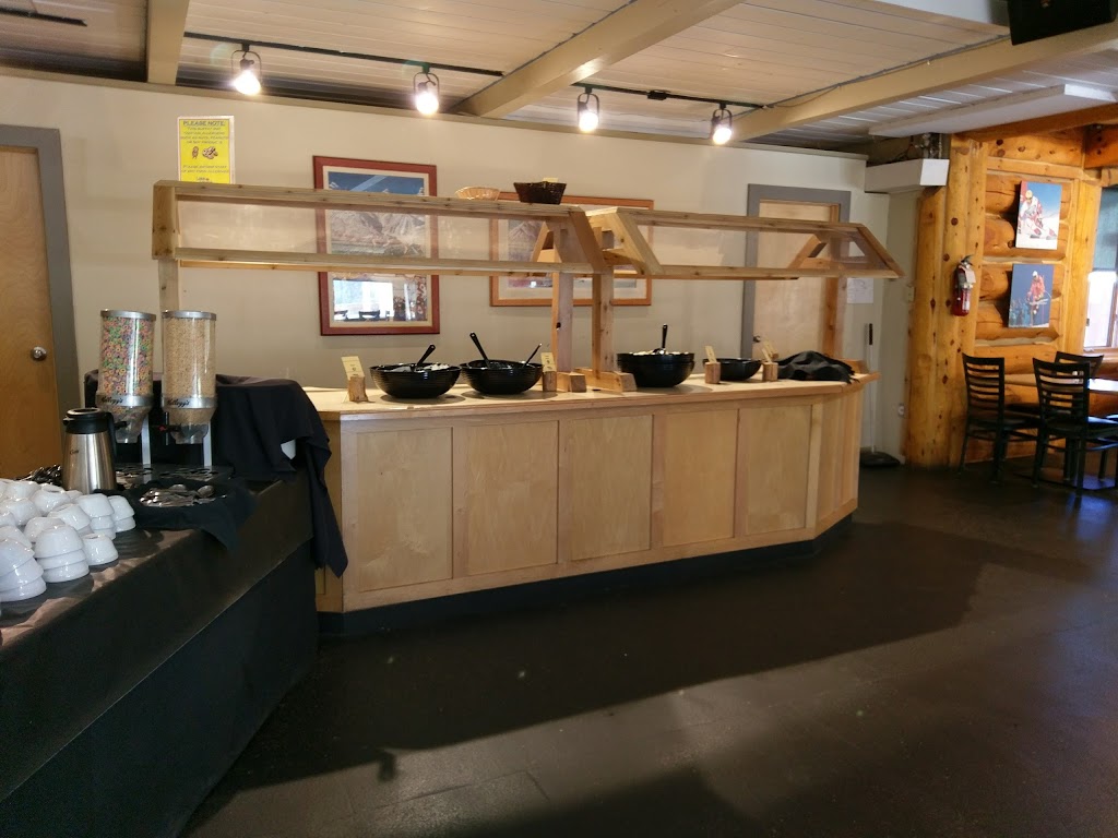Sitzmark Lounge | Improvement District No. 9, AB T0L, Canada | Phone: (403) 522-3555