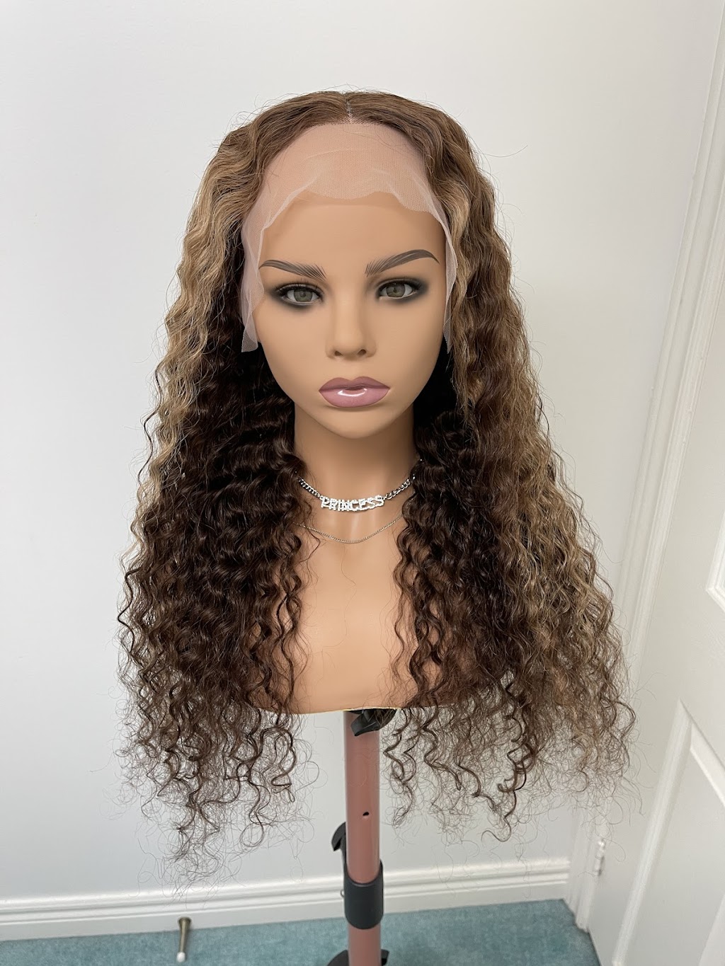 Diva Human Hair | 7690 Woodbine Ave, Markham, ON L3R 2N2, Canada | Phone: (437) 533-0576