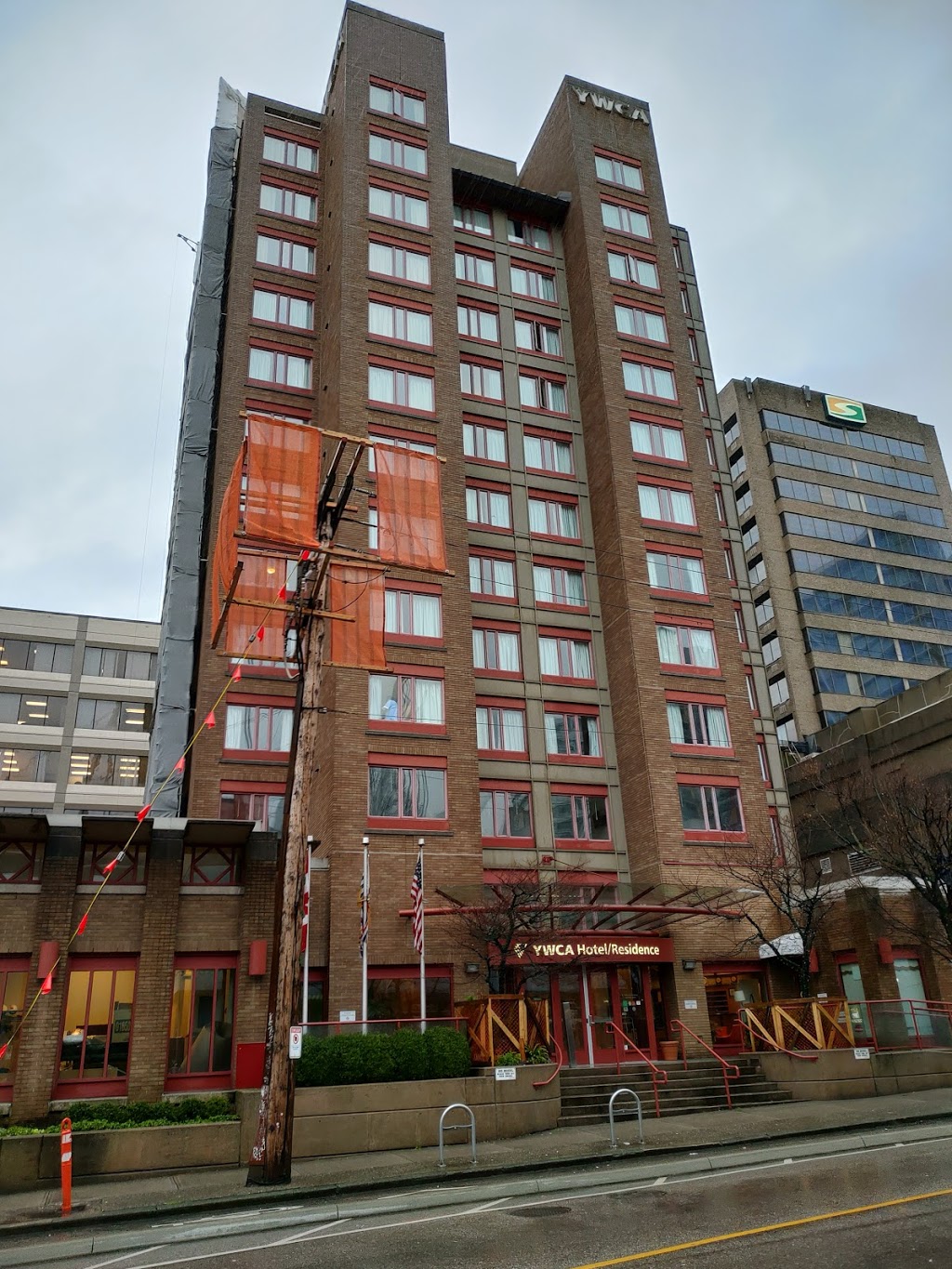 YWCA Hotel Vancouver | 733 Beatty St, Vancouver, BC V6B 2M4, Canada | Phone: (604) 895-5830