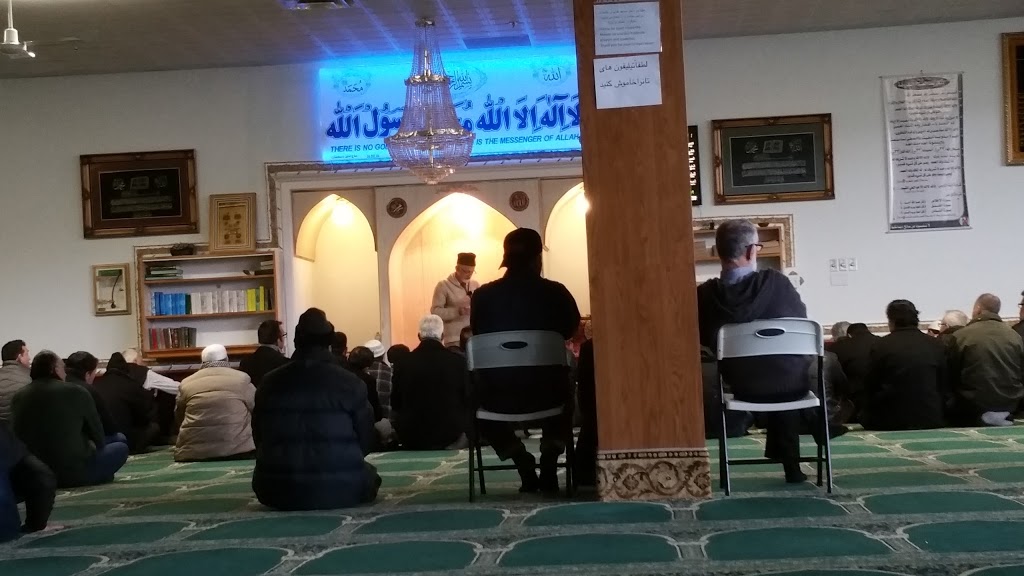 Ummah Nabawiah Masjid | 2074 Kipling Ave, Etobicoke, ON M9W 4J9, Canada | Phone: (416) 748-8033