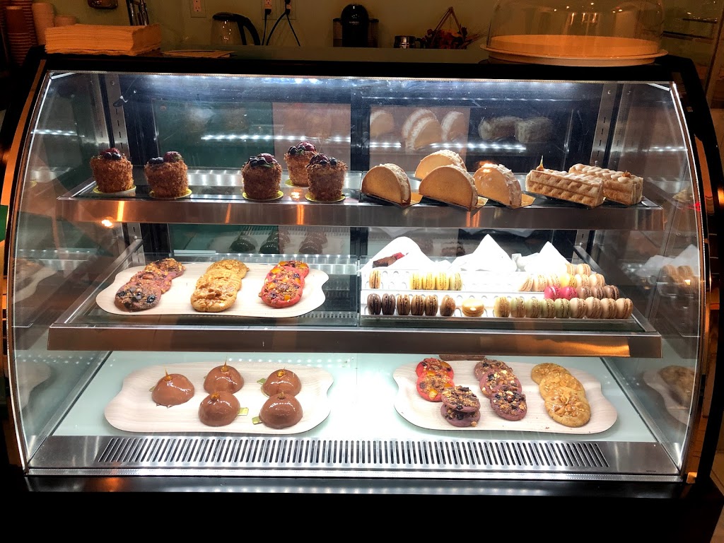 Baked Harmony Café & Bakery | 10571 114 St NW #21, Edmonton, AB T5H 3J6, Canada | Phone: (780) 266-2418