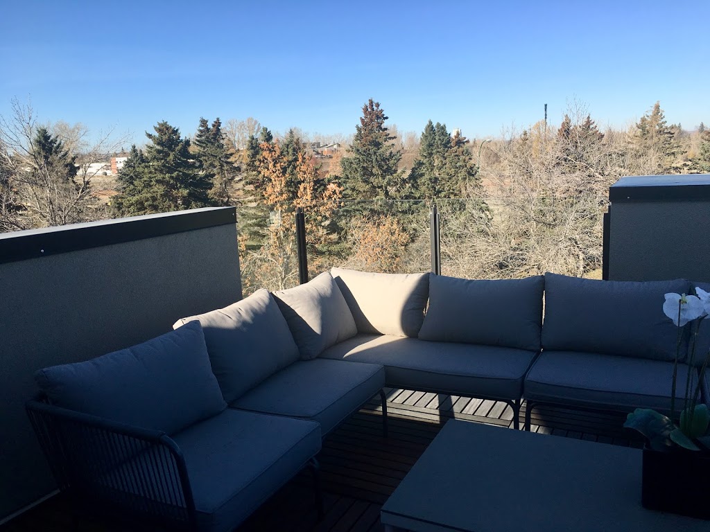 Currie Park | Trasimene Crescent SW, Calgary, AB T3E 7M3, Canada