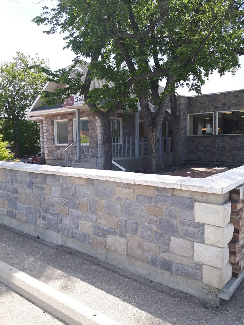 Alsips Building Products & Services | 1 Cole Ave, Winnipeg, MB R2L 1J3, Canada | Phone: (204) 667-3330