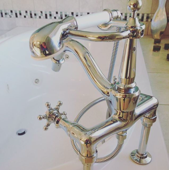 Crystal Shine Cleaning | 19295 72 Ave #1, Surrey, BC V4N 5Y3, Canada | Phone: (778) 874-8182