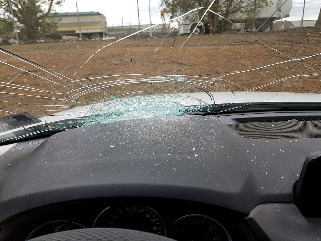 RS Auto Glass of Hamilton | 515 Garner Rd W #11, Ancaster, ON L9G 3K9, Canada | Phone: (905) 592-2021