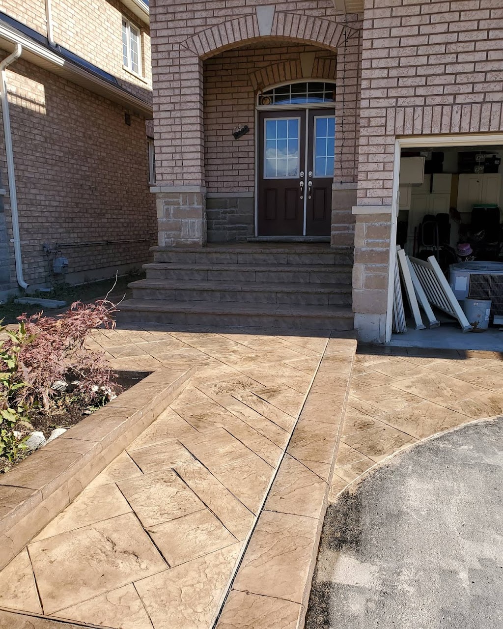 Young concrete creations | 2795 25th Side Rd, Innisfil, ON L9S 2J1, Canada | Phone: (289) 541-5499