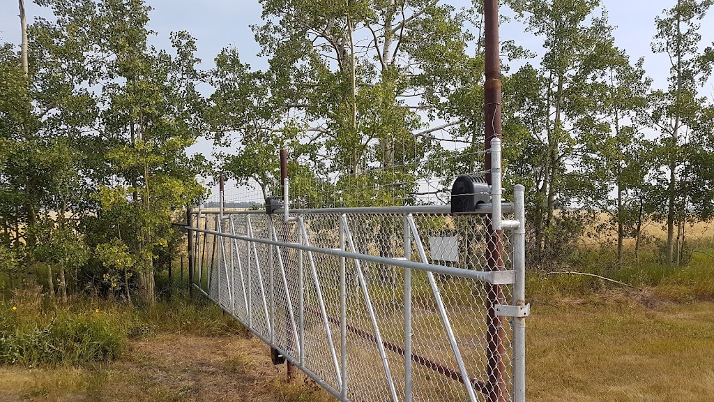 Triple R Fencing | 7-5431 TWP RD 325B NE 32-32-058 W5M Box 971, Sundre, AB T0M 1X0, Canada | Phone: (403) 638-2439