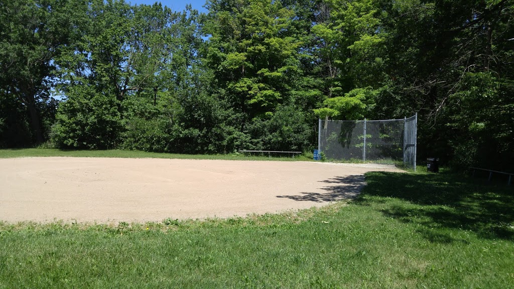 South Common Park | 3501 Glen Erin Dr, Mississauga, ON L5L 2E9, Canada | Phone: (905) 615-4311