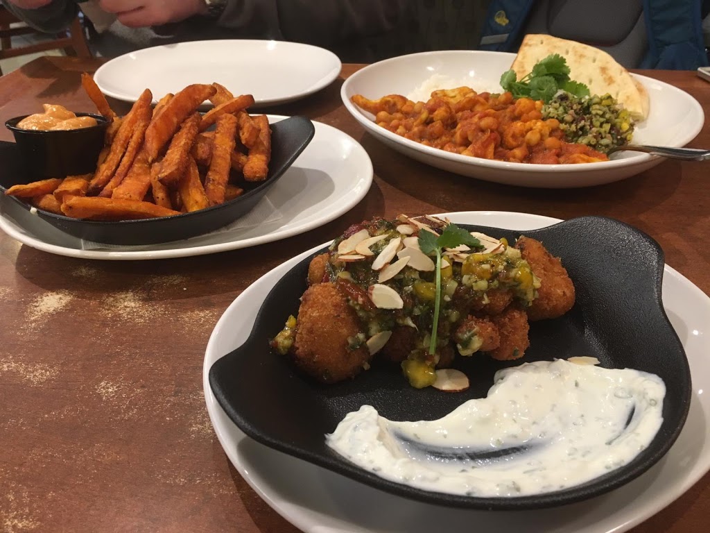 White Spot | 5533 Airport Way #110, Kelowna, BC V1V 1S1, Canada | Phone: (250) 451-9781