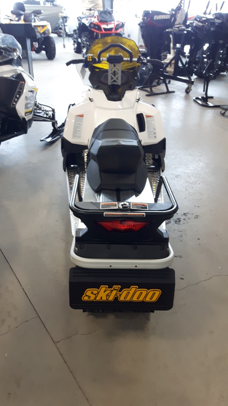 Leatherdale Marine | 5571 Hwy 12 S, Orillia, ON L3V 6H7, Canada | Phone: (705) 325-2249