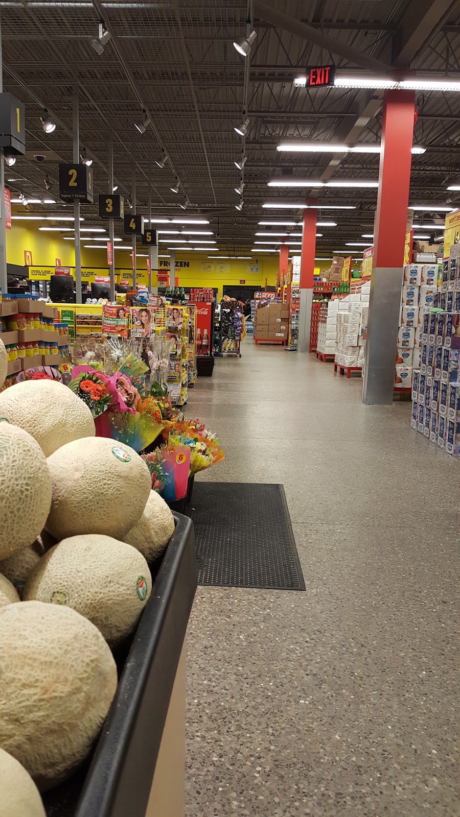 Dinos No Frills | 680 Silver Creek Blvd, Mississauga, ON L5A 3Z1, Canada | Phone: (866) 987-6453