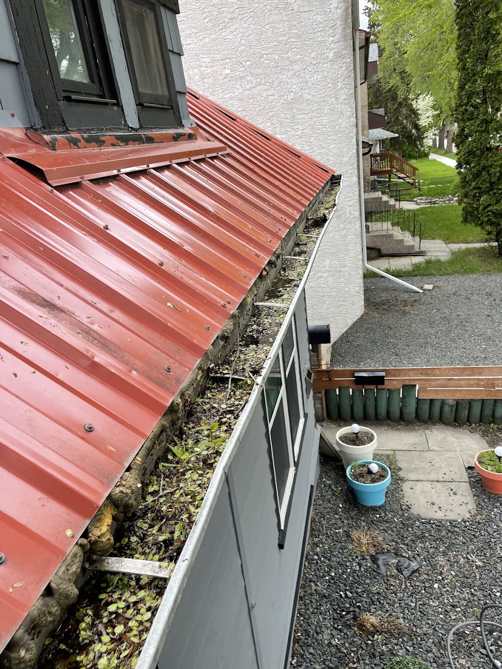 Above & Beyond Property Maintenance | 882 Bannerman Ave, Winnipeg, MB R2X 1K1, Canada | Phone: (204) 803-2530