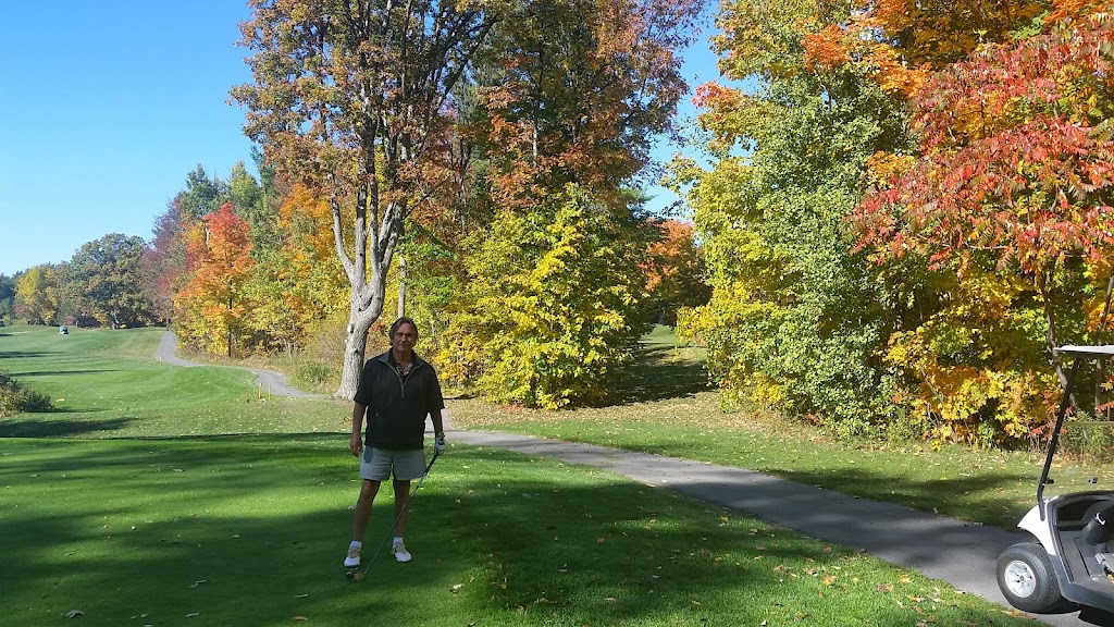 Timber Ridge Golf Course | 19 Timber Ridge Dr, Brighton, ON K0K 1H0, Canada | Phone: (613) 475-1022