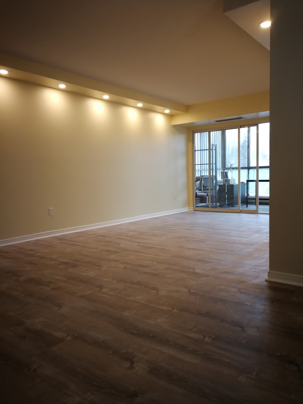 L E I Construction | 8 Sophia Crescent, Kitchener, ON N2R 1X5, Canada | Phone: (519) 498-3538
