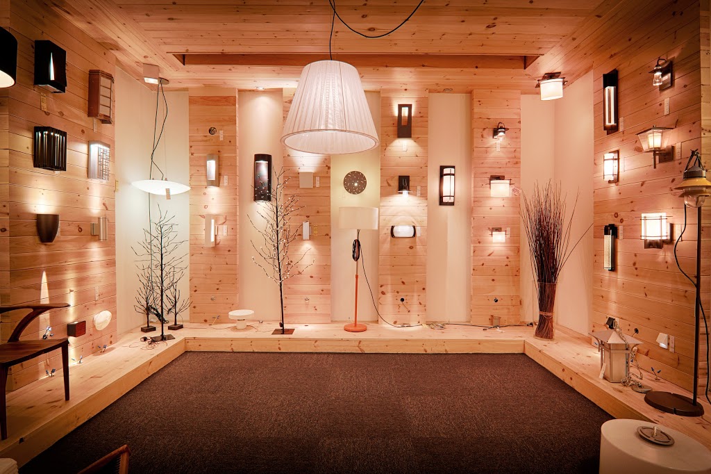 Au Courant Luminaires | 8455 Boulevard Décarie, Mont-Royal, QC H4P 2J2, Canada | Phone: (514) 733-2050