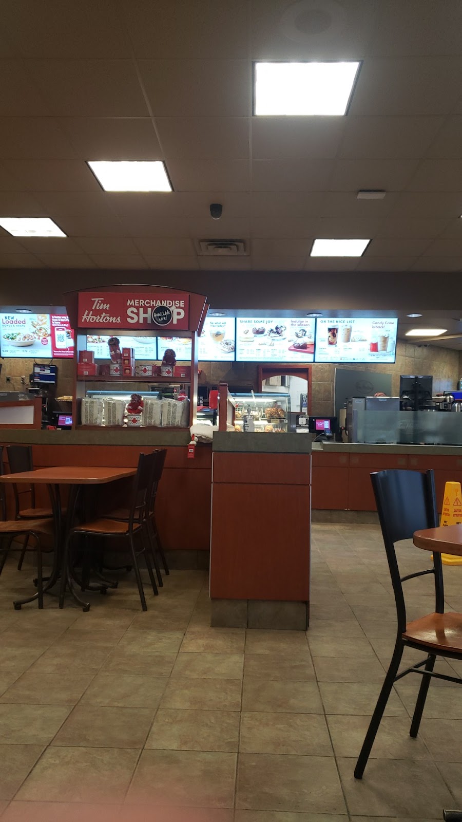 Tim Hortons | 25 Meadowbank Rd, Cornwall, PE C0A 1H0, Canada | Phone: (902) 626-3112