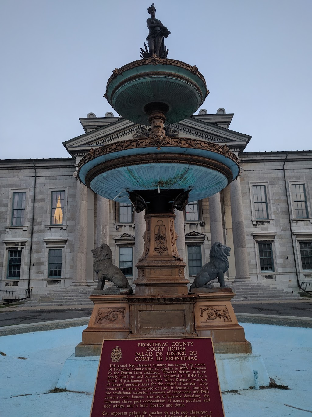 Kingston (Frontenac County) Courthouse | 5 Court St, Kingston, ON K7L 2N4, Canada | Phone: (613) 548-6811