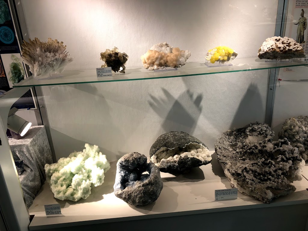 Robert B. Ferguson Museum of Mineralogy | 125 Dysart Rd, Winnipeg, MB R3T 2M7, Canada | Phone: (204) 474-9371