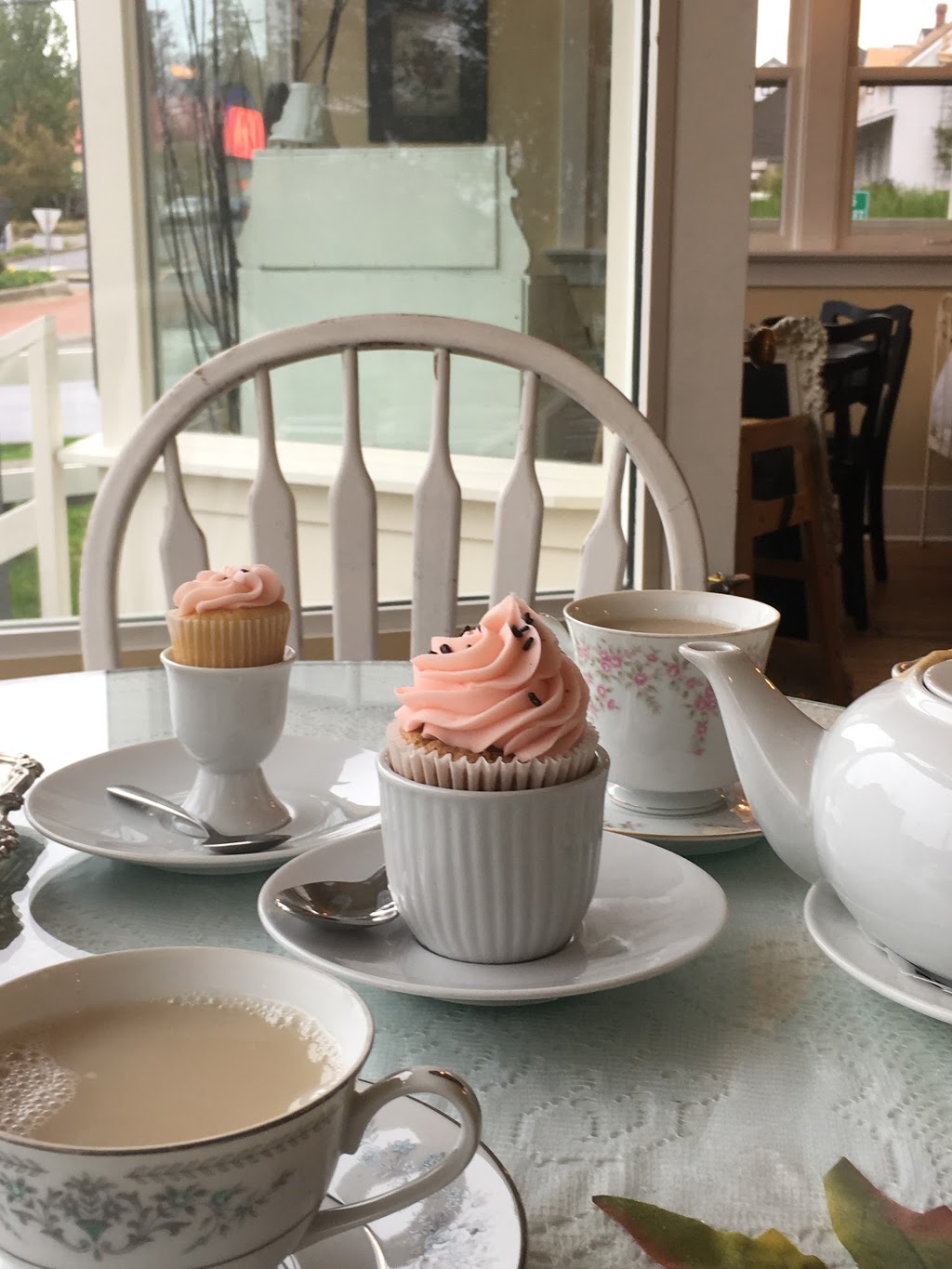 Tracycakes Bakery Cafe | 21594 48 Ave, Langley City, BC V3A 4M8, Canada | Phone: (604) 427-1424