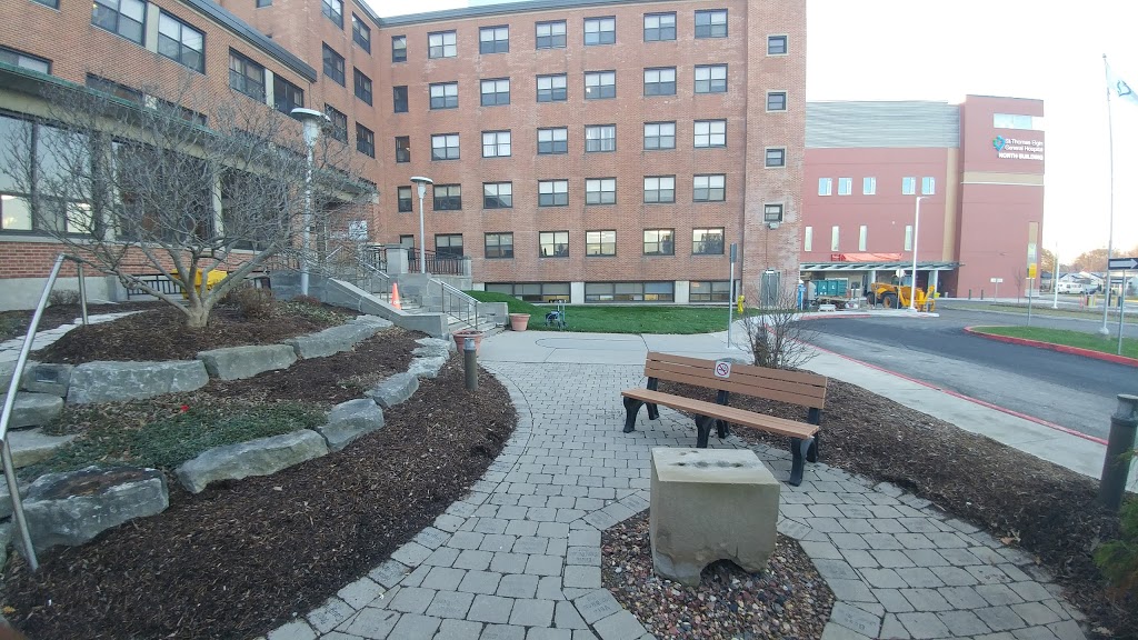 St Thomas Elgin General Hospital | 189 Elm St, St Thomas, ON N5R 5C4, Canada | Phone: (519) 631-2030