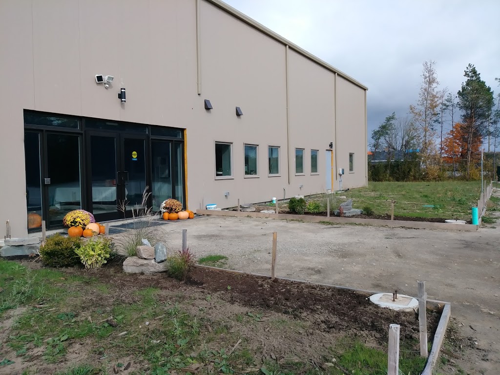 Pinewoods Chapel | 9058 Line 5, Angus, ON L0M 1B4, Canada | Phone: (705) 424-0382
