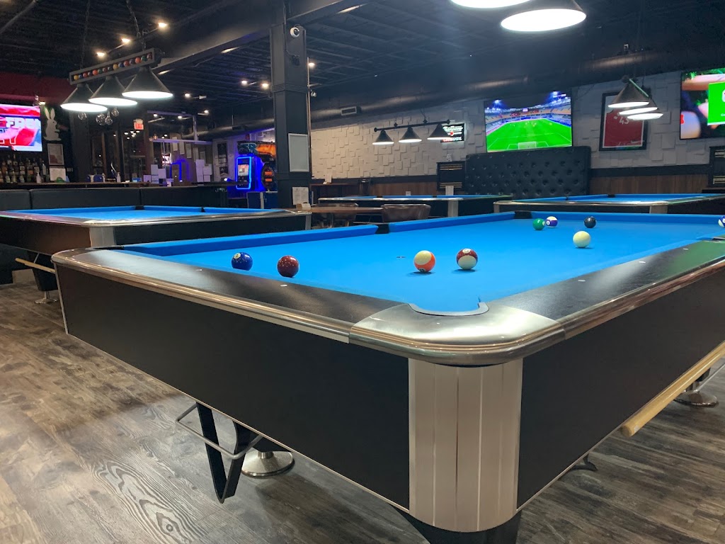 VIP Billiards and Lounge | 3030 Don Mills Rd E, North York, ON M2J 3C1, Canada | Phone: (416) 551-3277