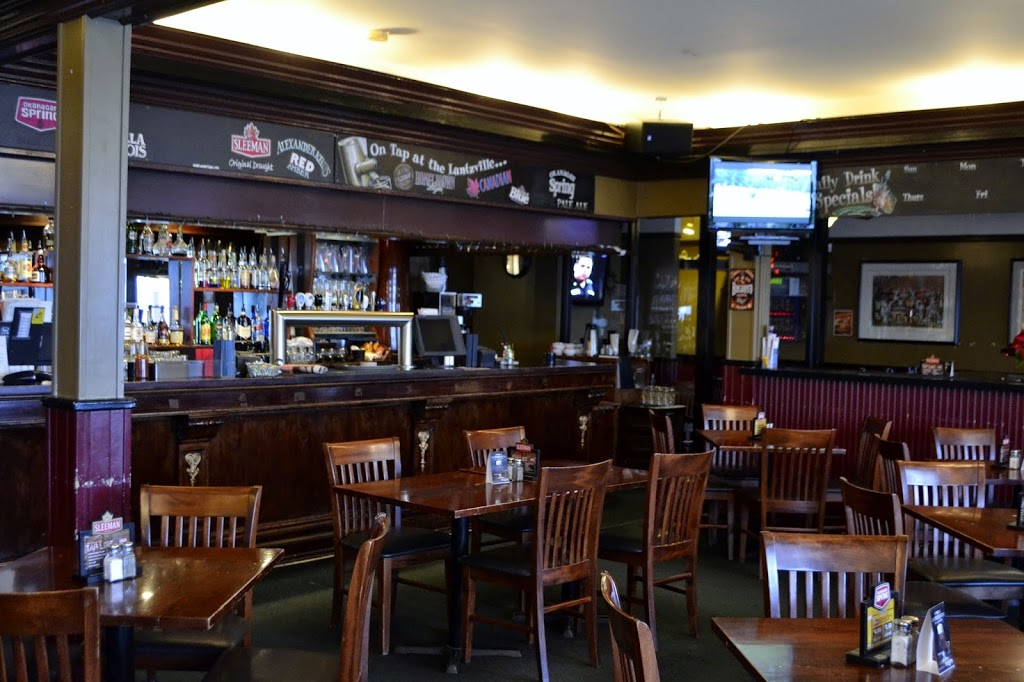 Lantzville Village Pub | 7197 Lantzville Rd, Lantzville, BC V0R 2H0, Canada | Phone: (250) 390-4019