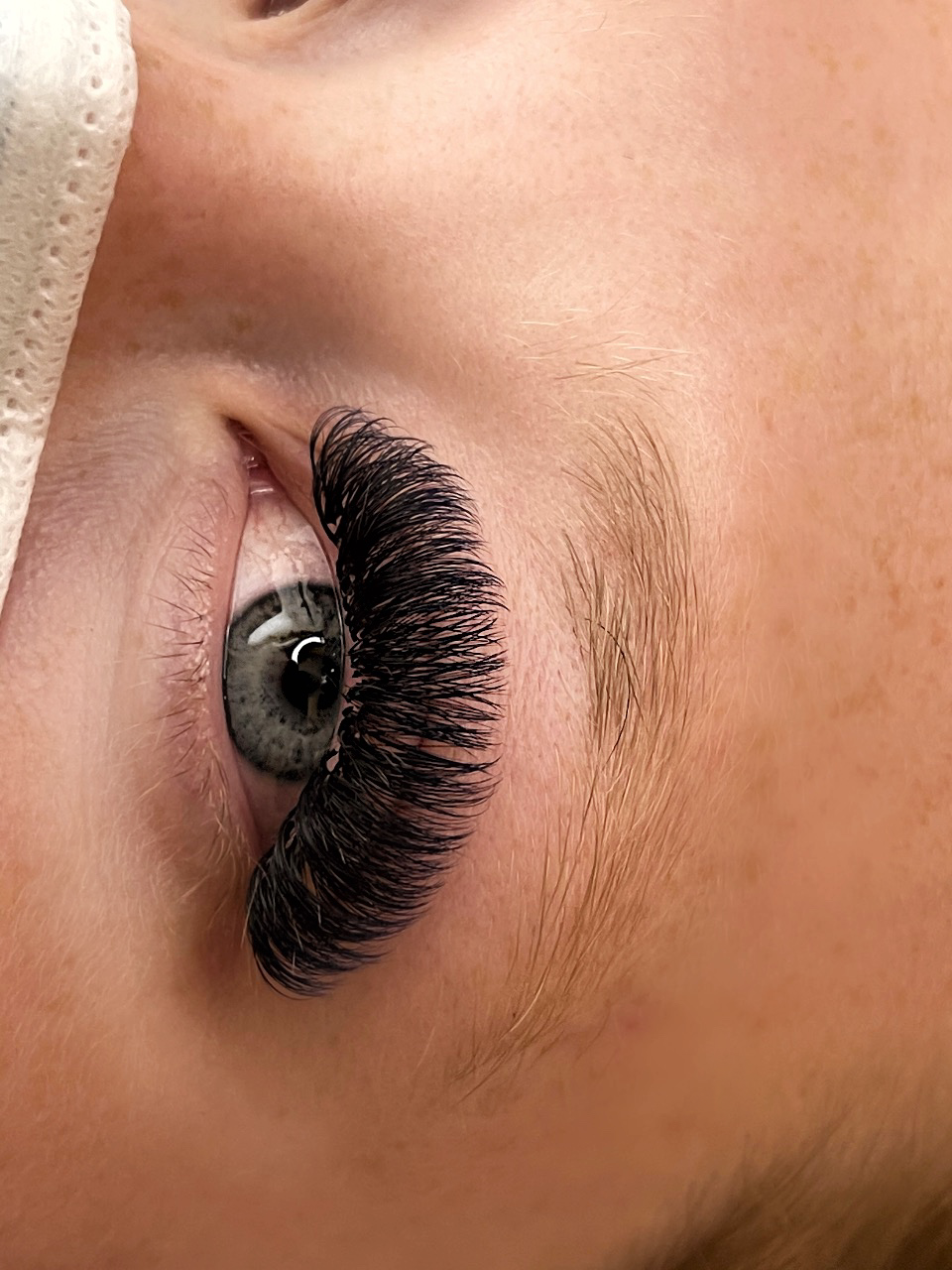 Eyelashes | 241 Crabapple Crescent, Parksville, BC V9P 2P7, Canada | Phone: (250) 619-7288
