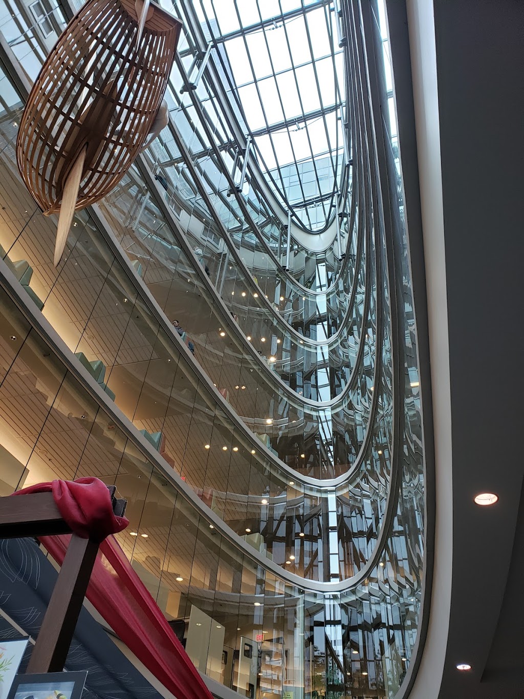 Vancouver General Hospital | 899 W 12th Ave, Vancouver, BC V5Z 1M9, Canada | Phone: (604) 875-4111
