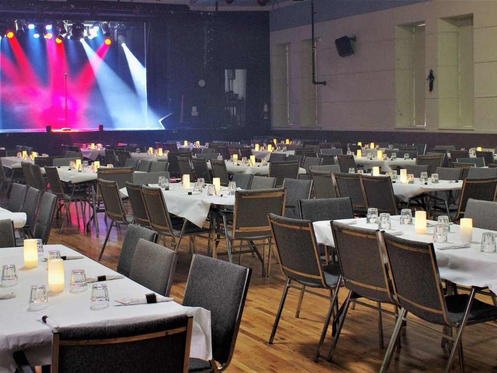 Les Amants de la Scène/ Billetterie et Bureau | 11740 3e Av, Saint-Georges, QC G5Y 1V4, Canada | Phone: (418) 228-2455