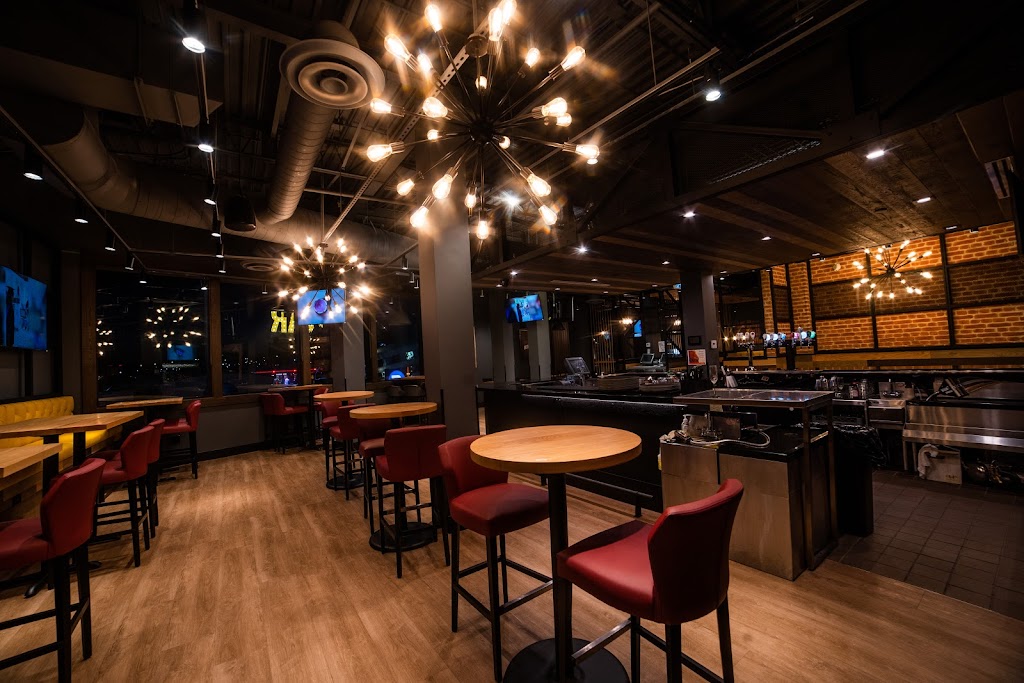 Applebee's Grill + Bar - Clifton Hill - 4955 Clifton Hill, Niagara ...