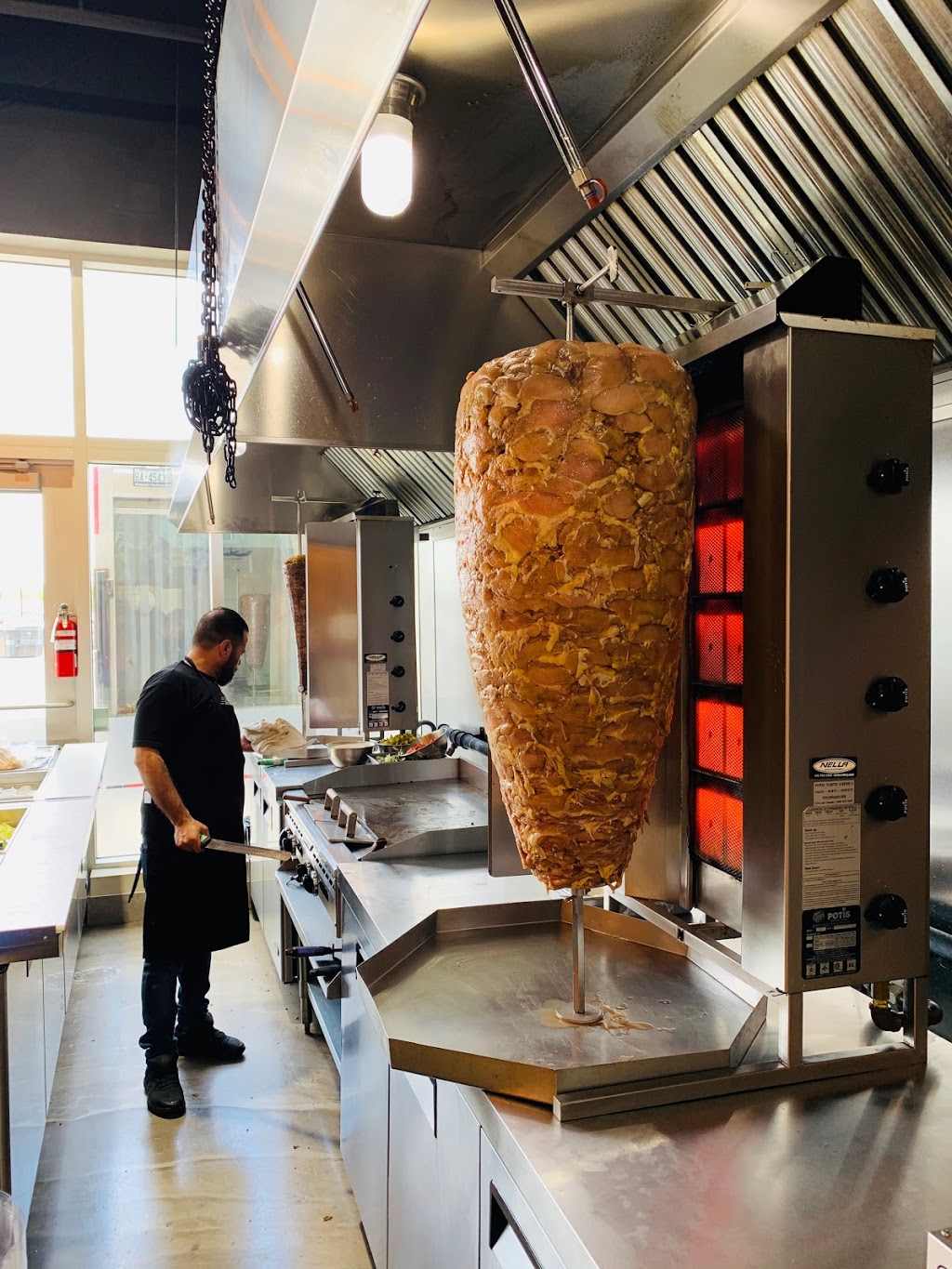 Shawarma Royale | 1786 Stone Church Rd E Unit 2, Hamilton, ON L8W 0B4, Canada | Phone: (905) 578-4444