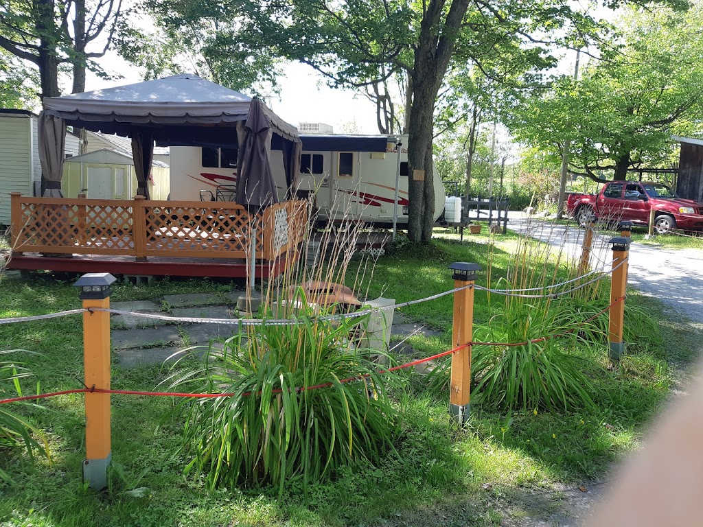Camping Oasis | 974 1e Rang O, Sainte-Cécile-de-Milton, QC J0E 2C0, Canada | Phone: (450) 378-2181