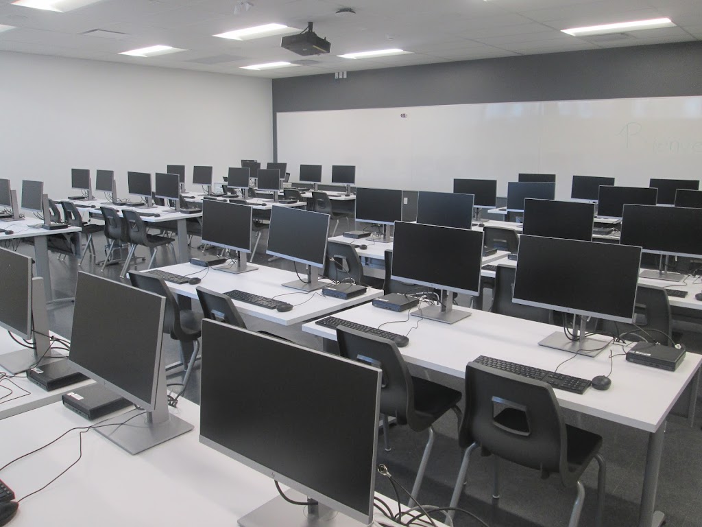 Université du Québec à Trois-Rivières, Campus de LAssomption | 160 LAnge-Gardien, LAssomption, QC J5W 1R5, Canada | Phone: (450) 589-5335