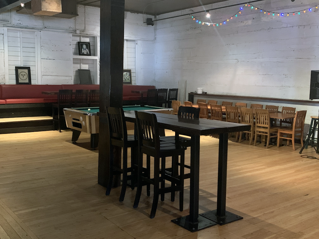 The Central | 301 2 Ave, Fernie, BC V0B 1M0, Canada | Phone: (250) 430-0399